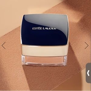 Double Wear Sheer Flattery Loose Powder - Deep Soft Glow